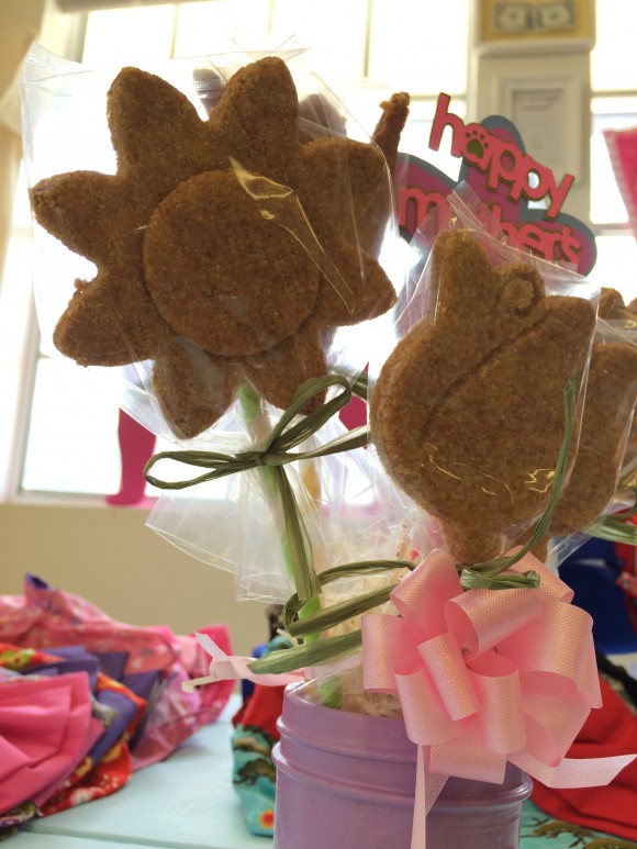 HDB Mothers Day Biscuit Bouquet 2